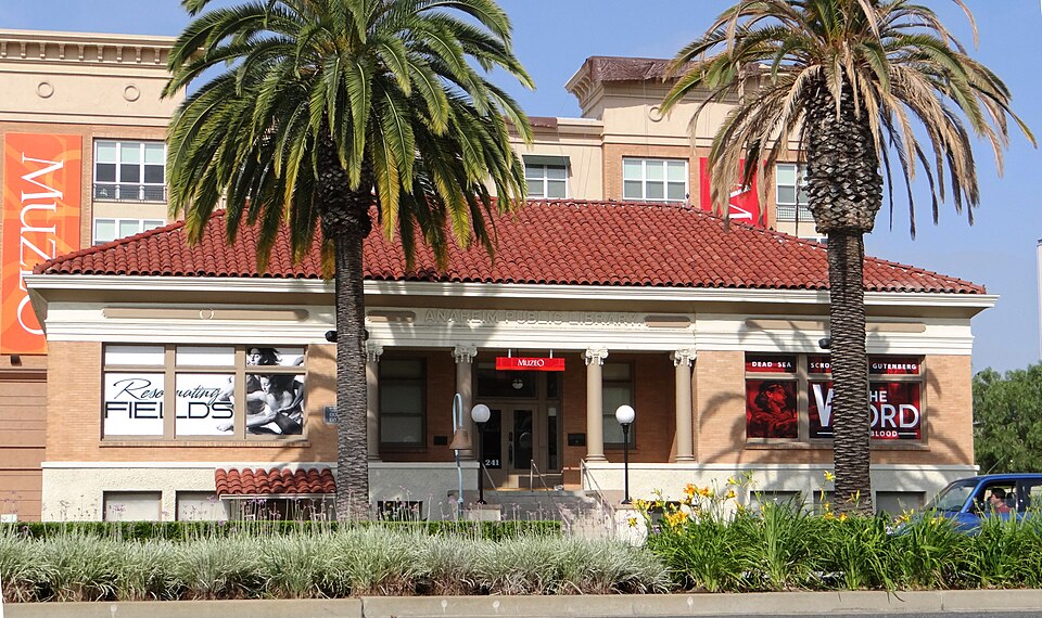 Photograph of Anaheim Carnegie Library