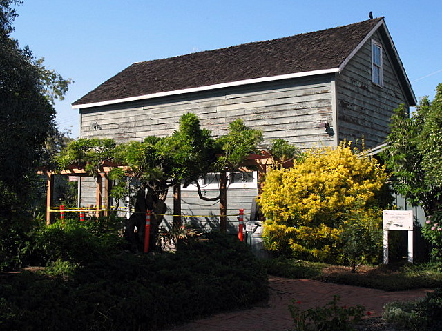Photograph of Fischer-Hanlon House