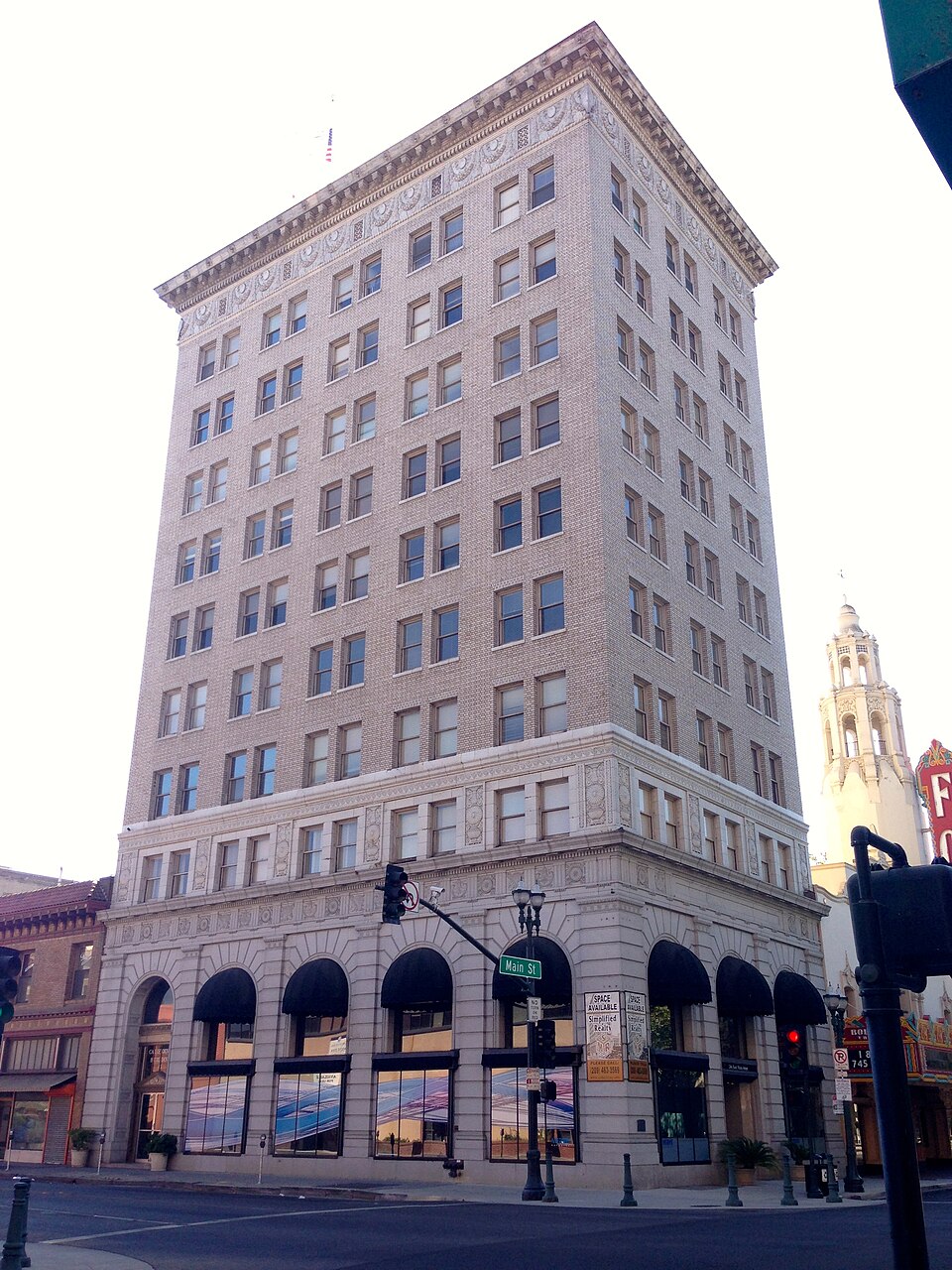 Photograph of Farmer's and Merchant's Bank