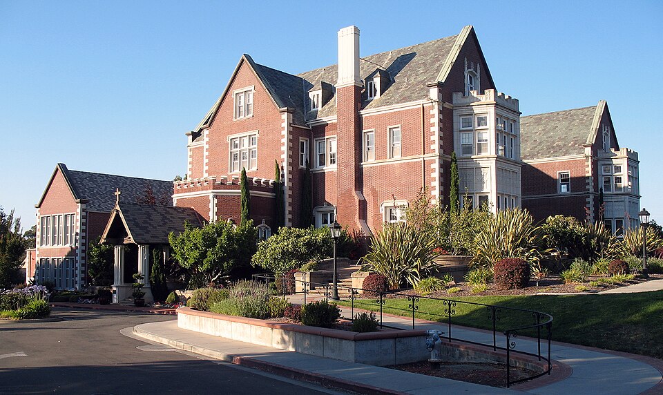 Photograph of Kohl Mansion