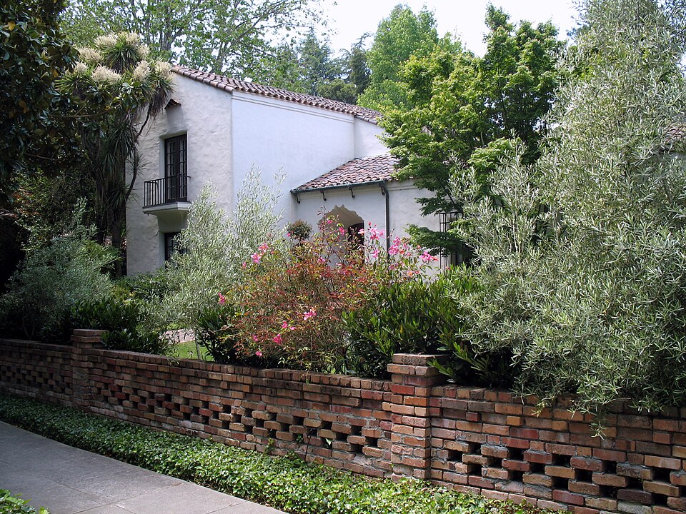 Photograph of Dunker House