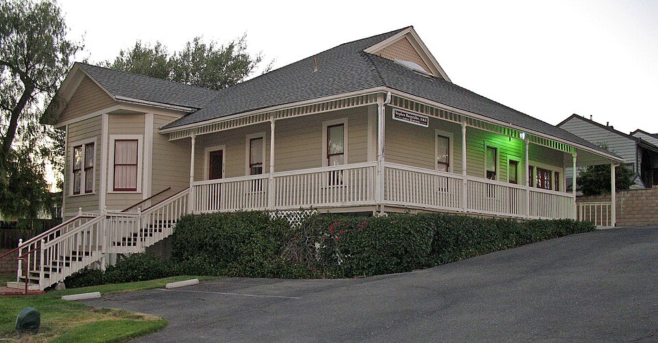 Photograph of William T. Hendrick House