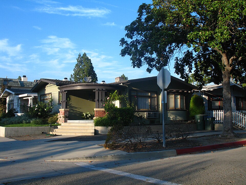 Photograph of Marengo Gardens