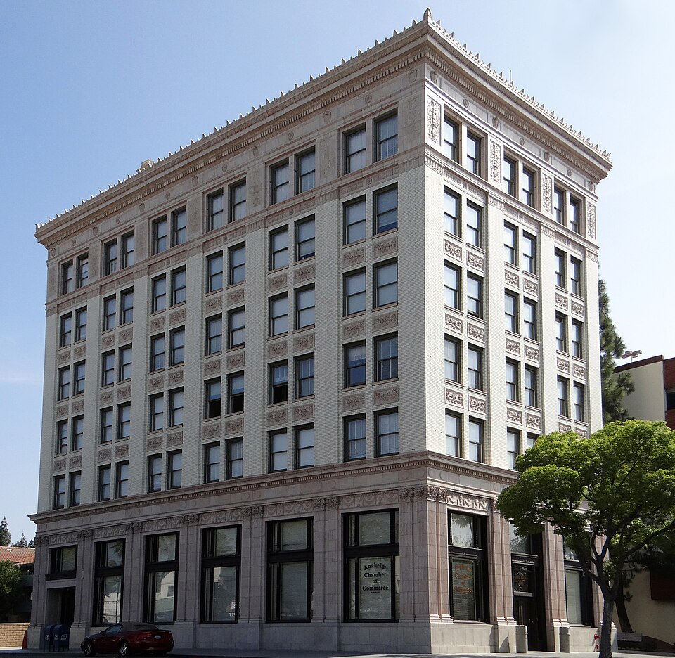 Photograph of Samuel Kraemer Building