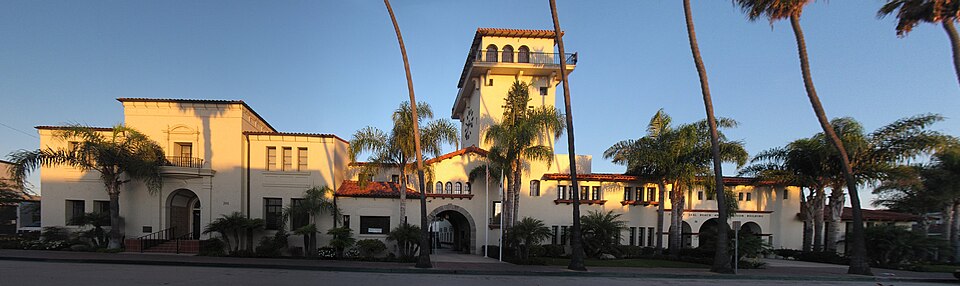 Photograph of Seal Beach City Hall