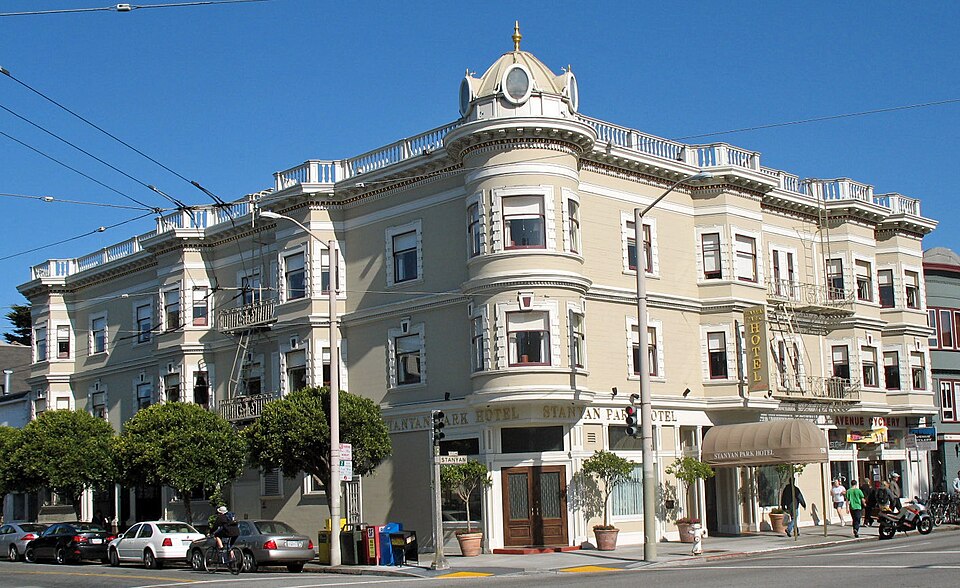 Photograph of Park View Hotel