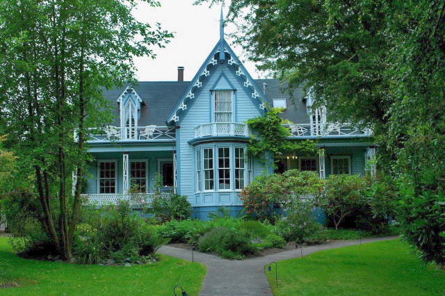 Photograph of Shaw House