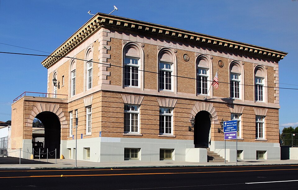 Photograph of Highland Park Police Station