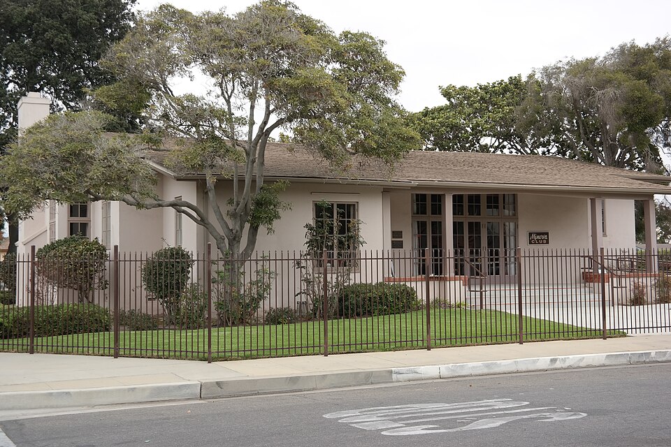 Photograph of Minerva Club of Santa Maria