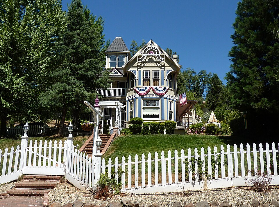 Photograph of Combellack-Blair House
