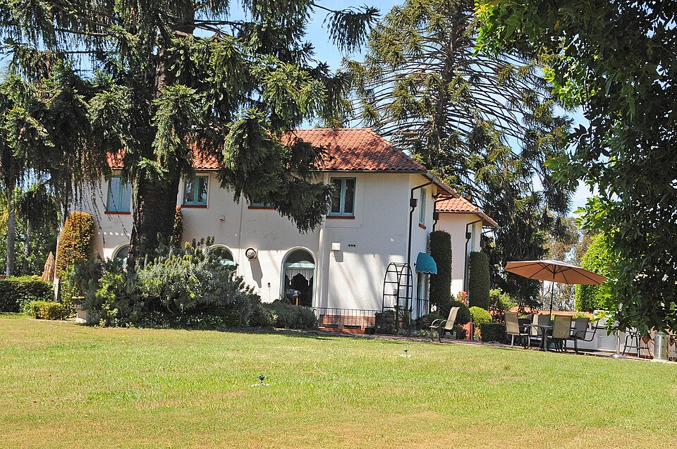 Photograph of Charles A. Braun House