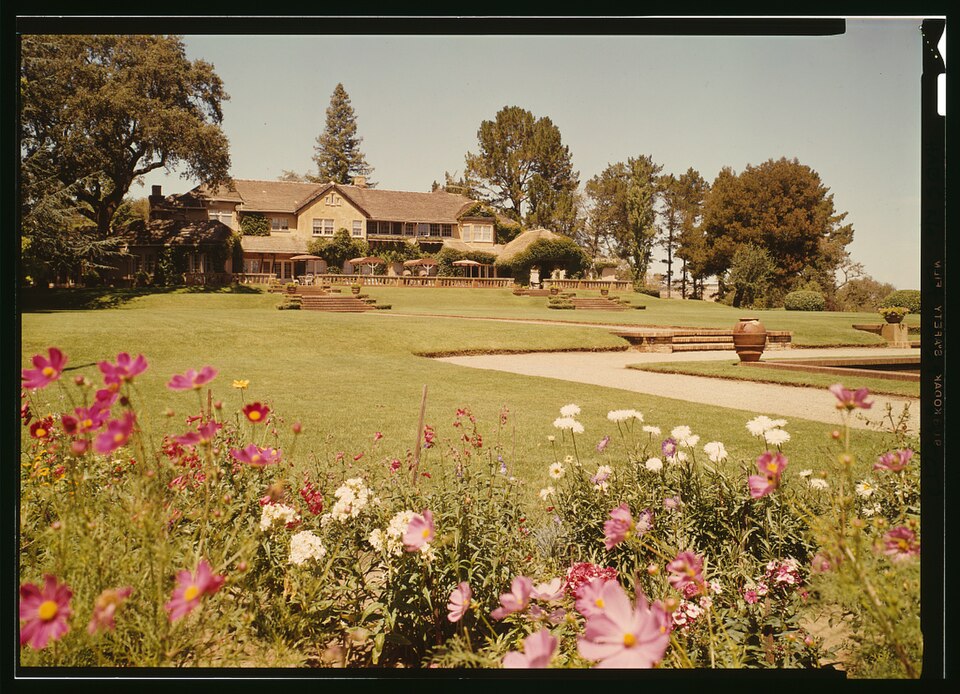 Photograph of Mortimer Fleishhacker House