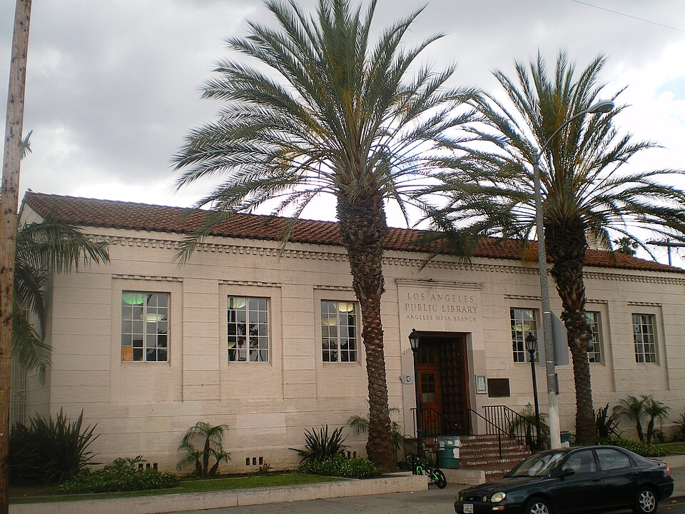 Photograph of Angeles Mesa Branch