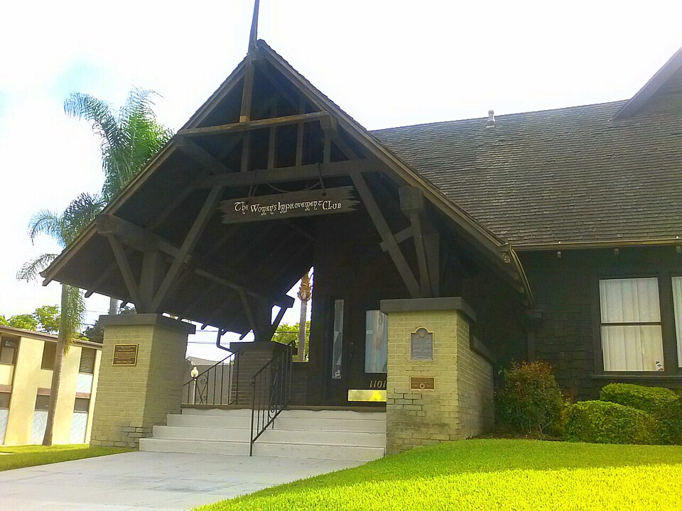 Photograph of Woman's Improvement Club Clubhouse