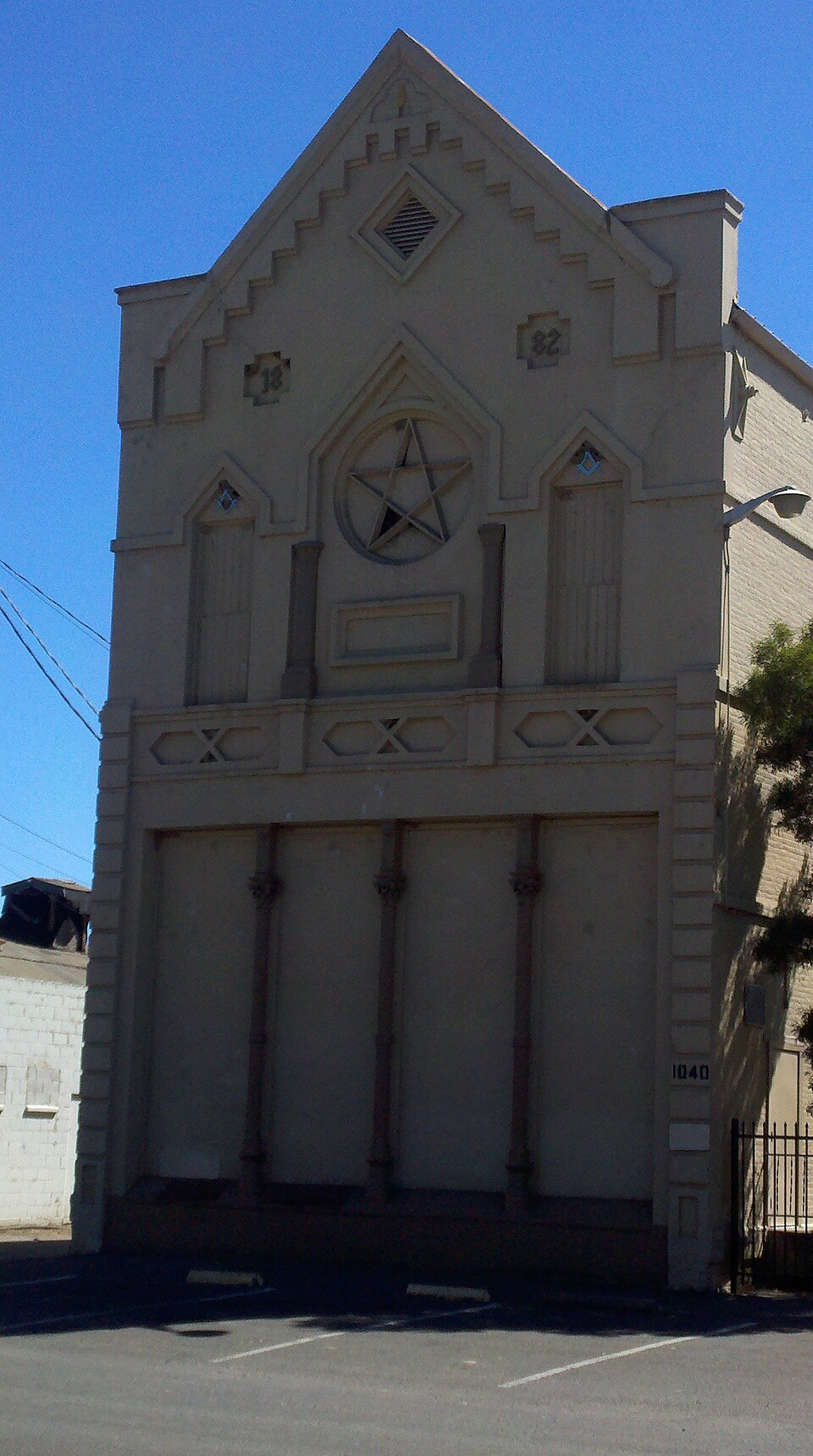 Photograph of Woodbridge Masonic Lodge No. 131
