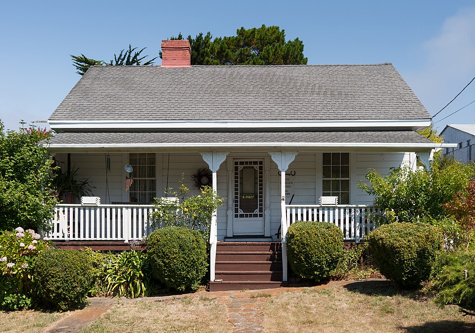 Photograph of Iverson House