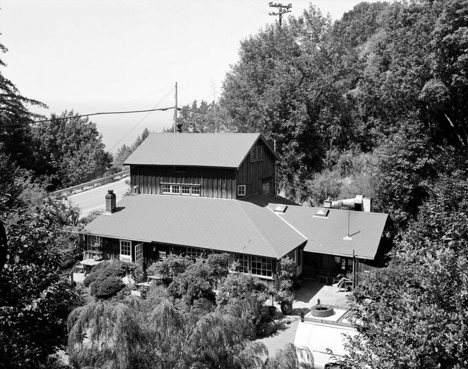 Photograph of Deetjen's Big Sur Inn