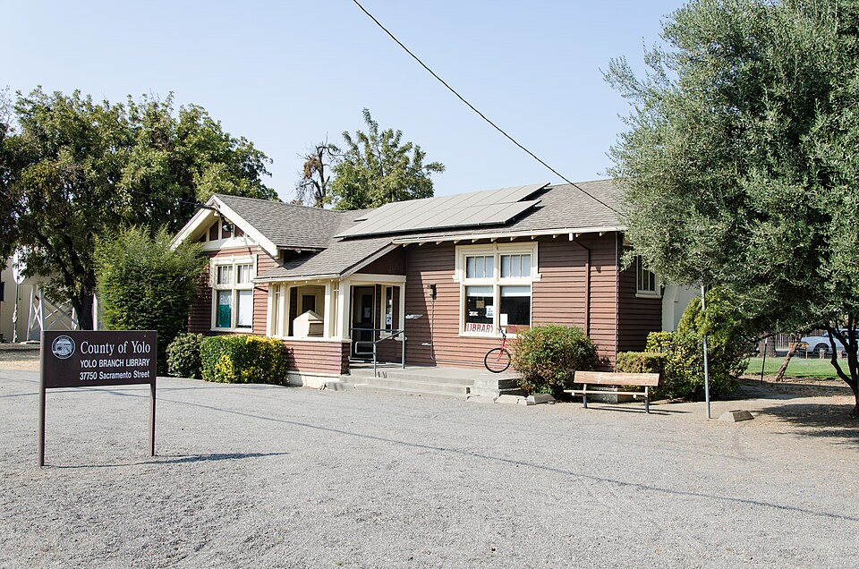 Photograph of Yolo Branch Library