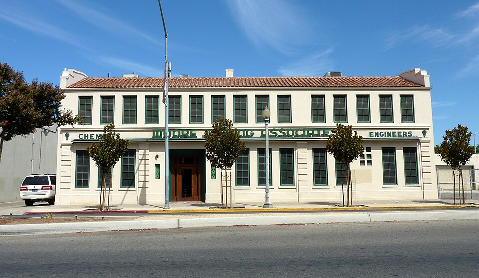 Photograph of Twining Laboratories