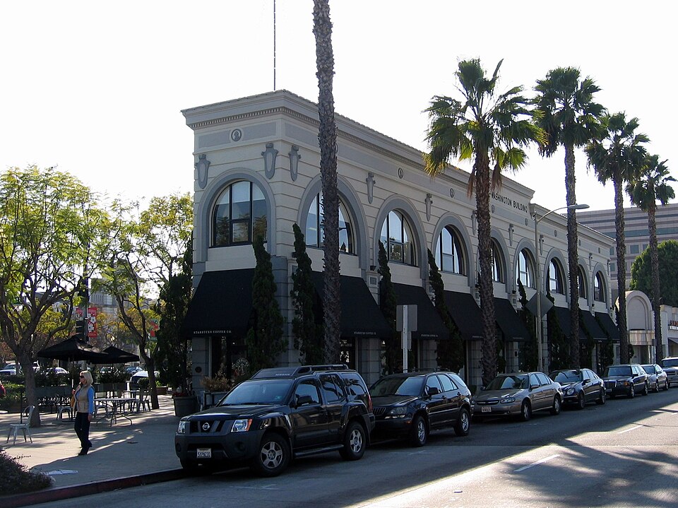 Photograph of Washington Building