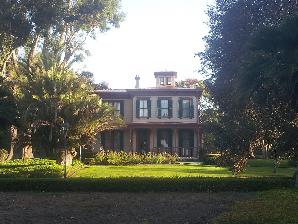 Photograph of Joseph and Lucy Foster Sexton House
