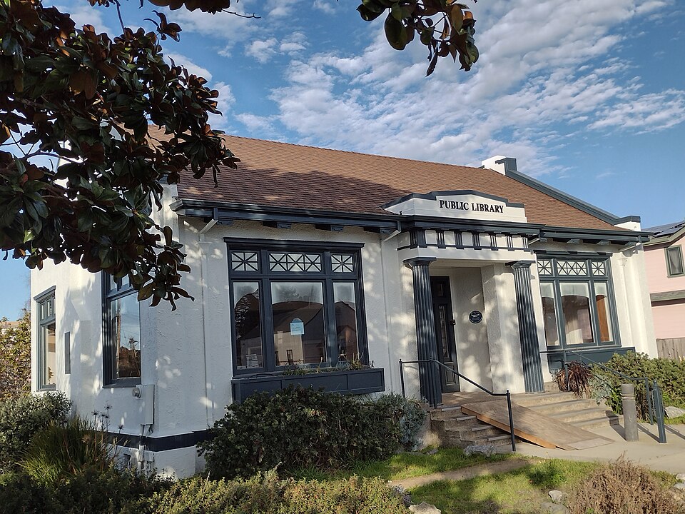 Photograph of Garfield Park Branch Library