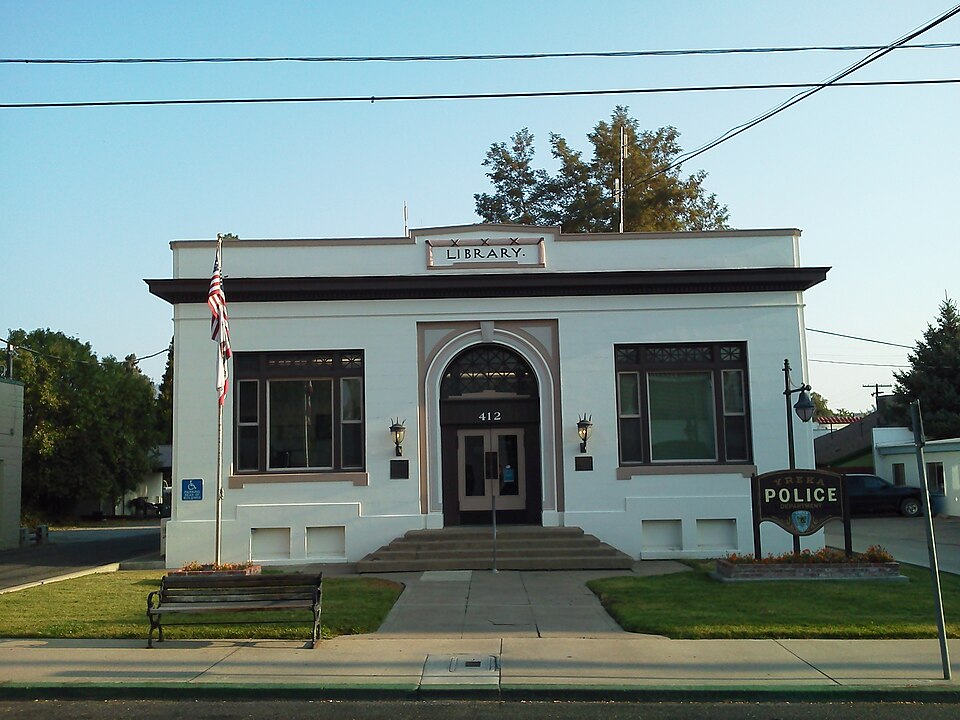 Photograph of Yreka Carnegie Library