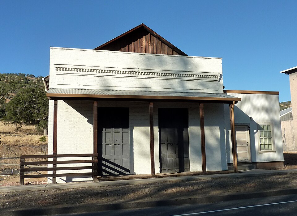 Photograph of Honigsberger Store