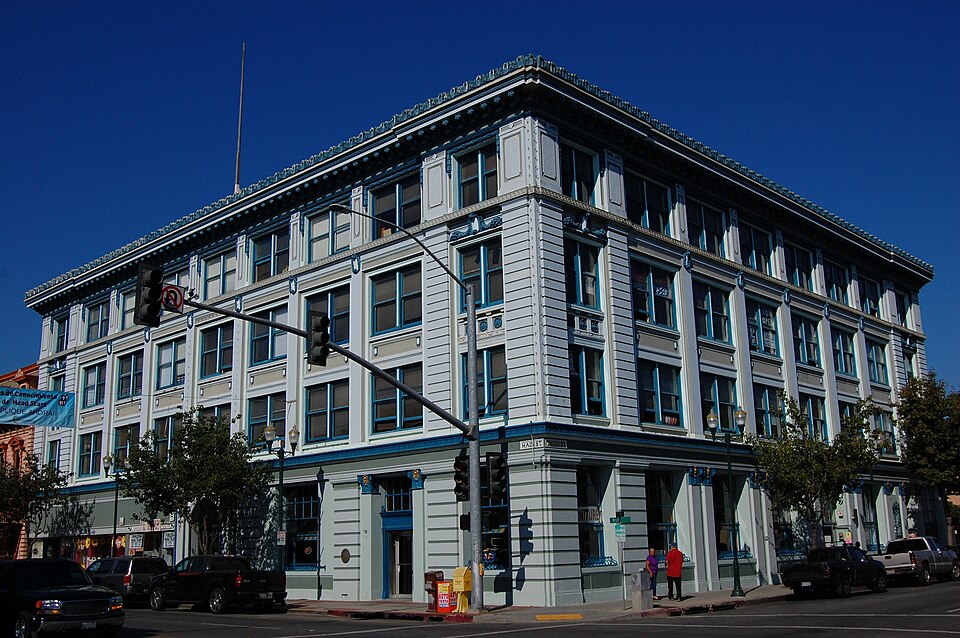 Photograph of Lettunich Building