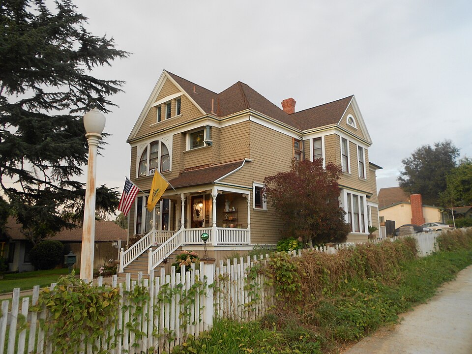 Photograph of Bandy House
