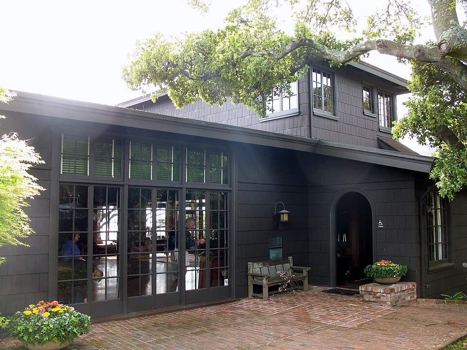 Photograph of Sausalito Woman's Club