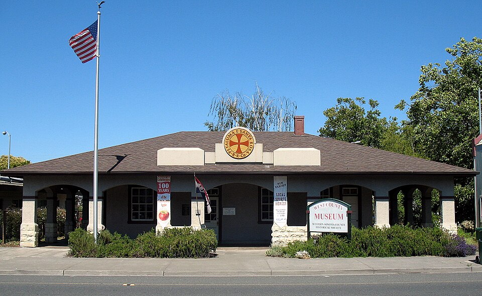 Photograph of Sebastopol station