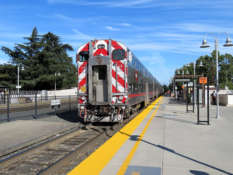 Photograph of Palo Alto Transit Center
