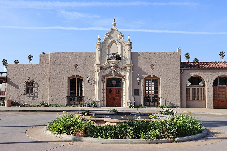 Photograph of Glendale Transportation Center