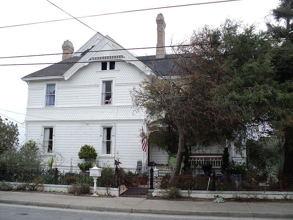 Photograph of Lou Ellen Parmelee House