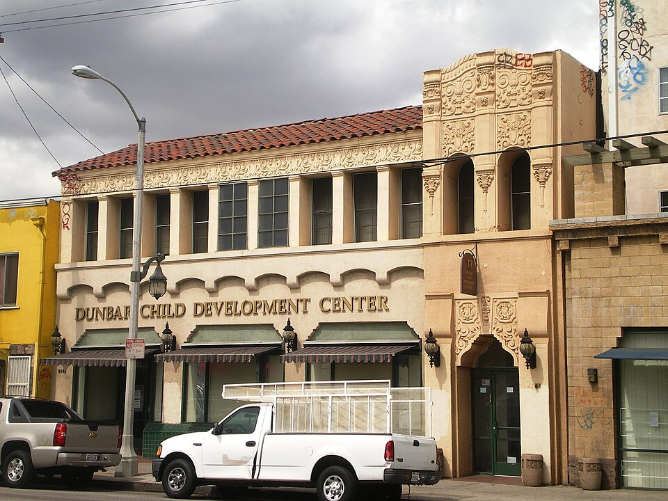 Photograph of Golden State Mutual Life Insurance Building