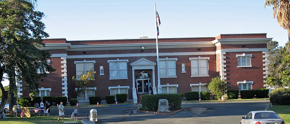 Photograph of Riverview Union High School Building