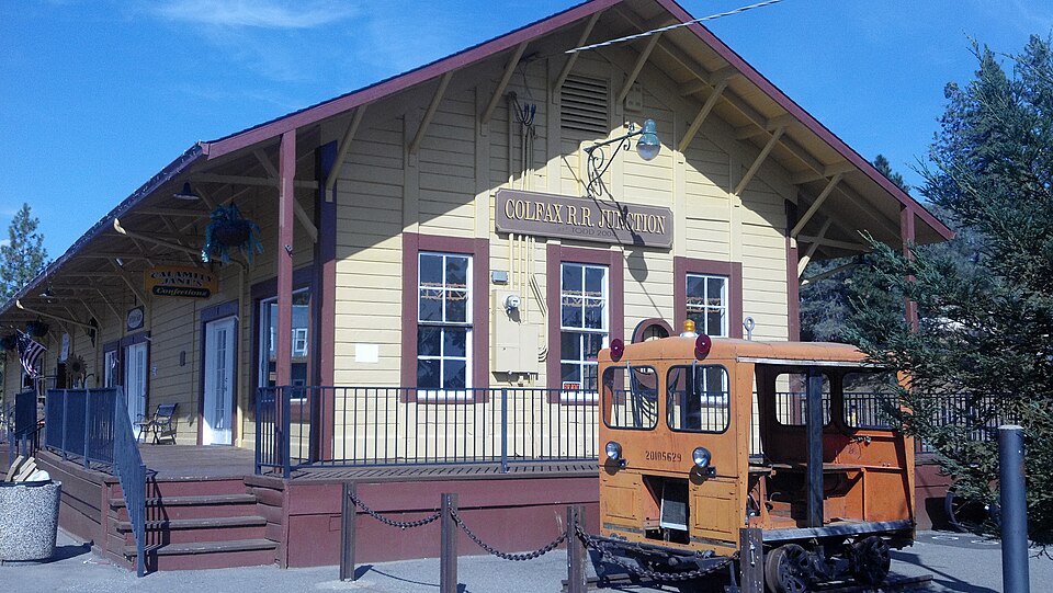 Photograph of Colfax Freight Depot