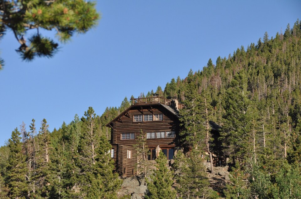 Photograph of Mountainside Lodge
