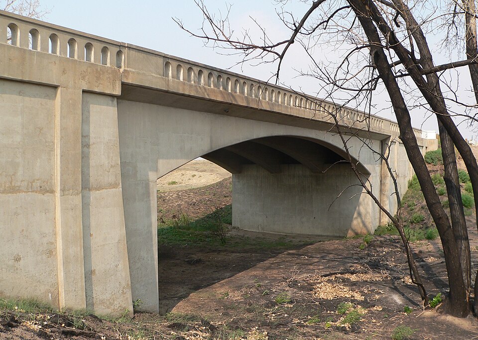 Photograph of West Plum Bush Creek Bridge
