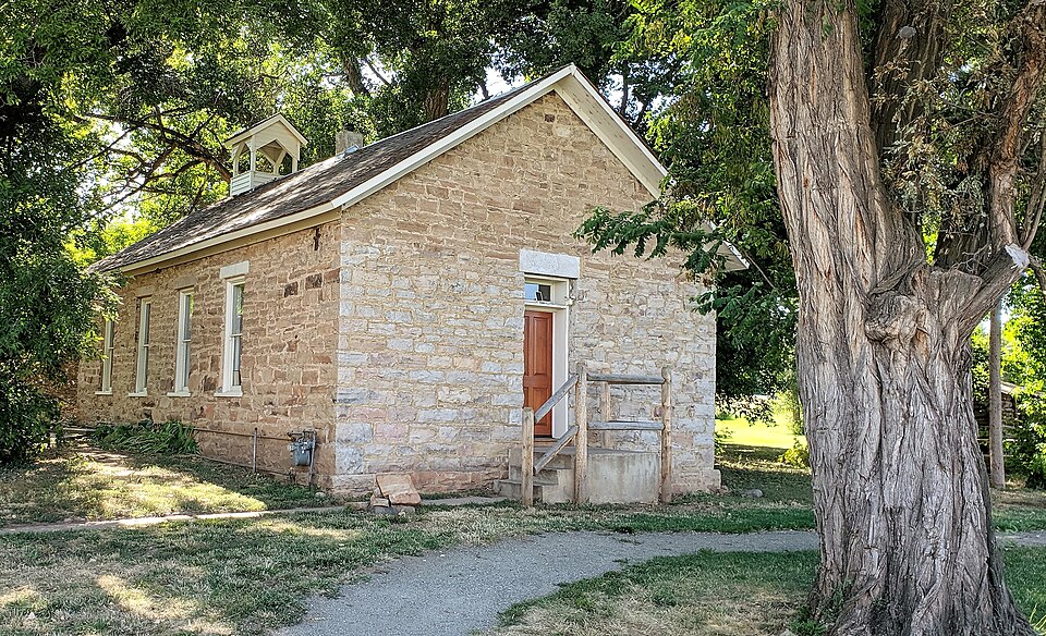 Photograph of Pleasant Valley School