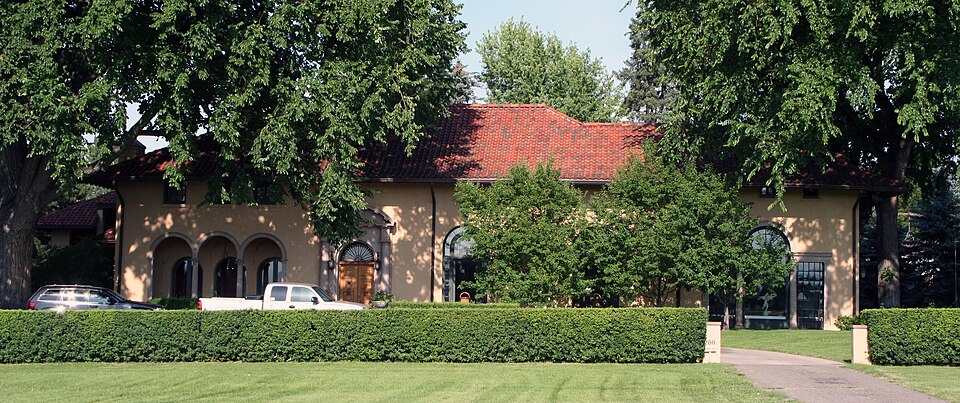 Photograph of Cranmer House