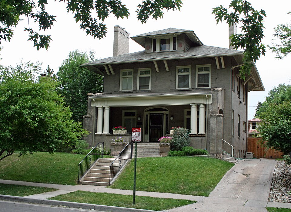 Photograph of John and Elivera Doud House