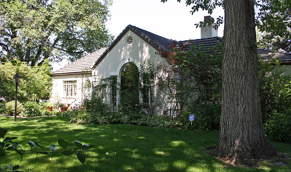 Photograph of Zall House