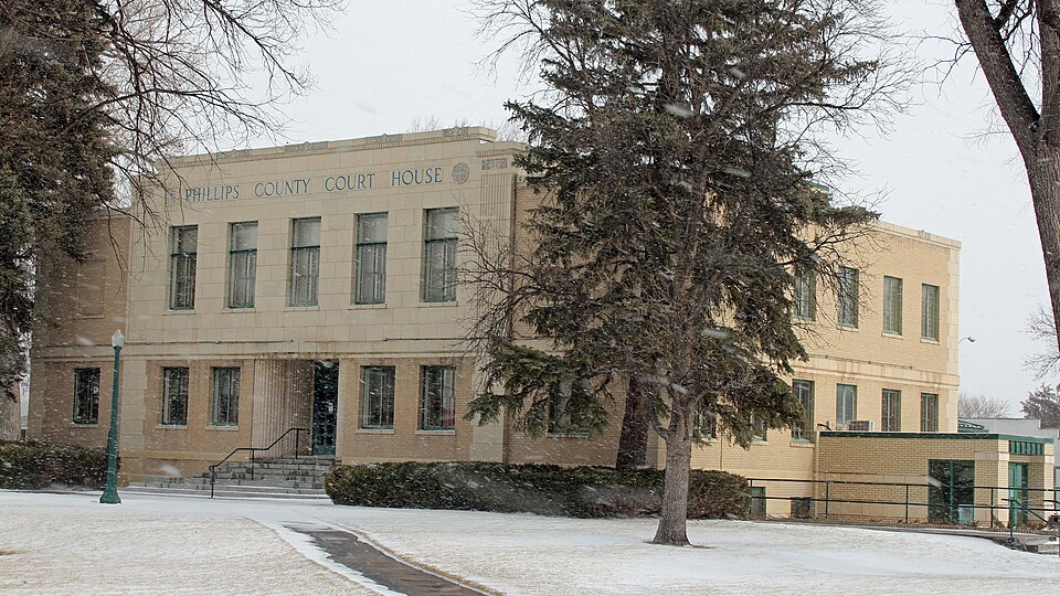 Photograph of Phillips County Courthouse