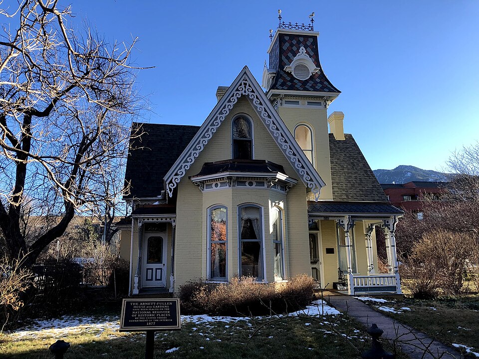 Photograph of Arnett-Fullen House