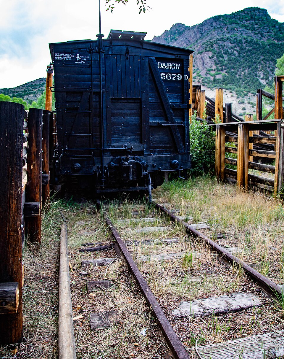Photograph of Denver & Rio Grande Western Railroad Stock Car No. 5679D