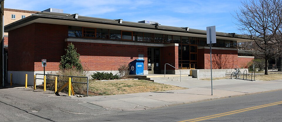 Photograph of Ross-Broadway Branch