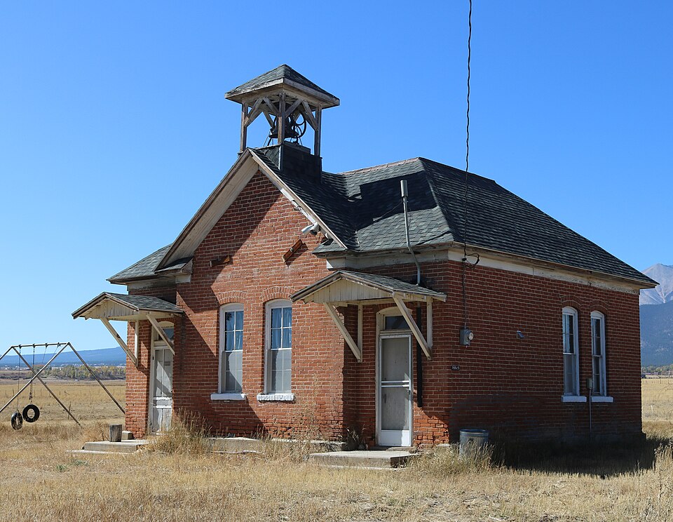 Photograph of Gas Creek School