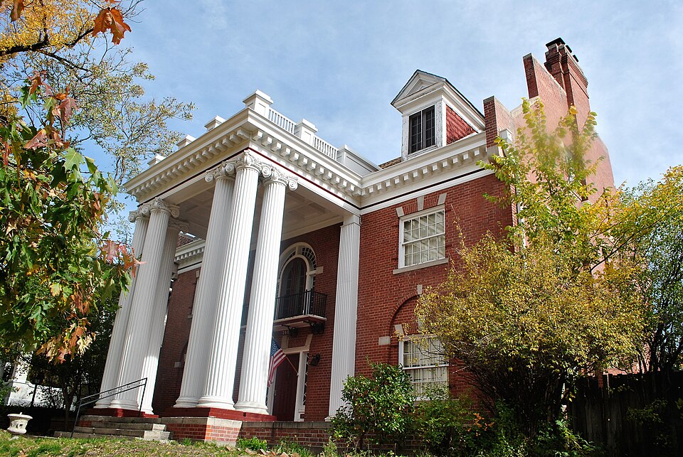 Photograph of Bennett-Field House